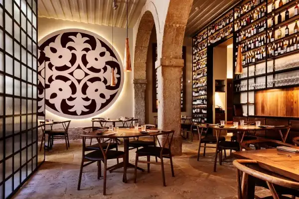 Restaurante romântico ideal para encontros sugar em Lisboa